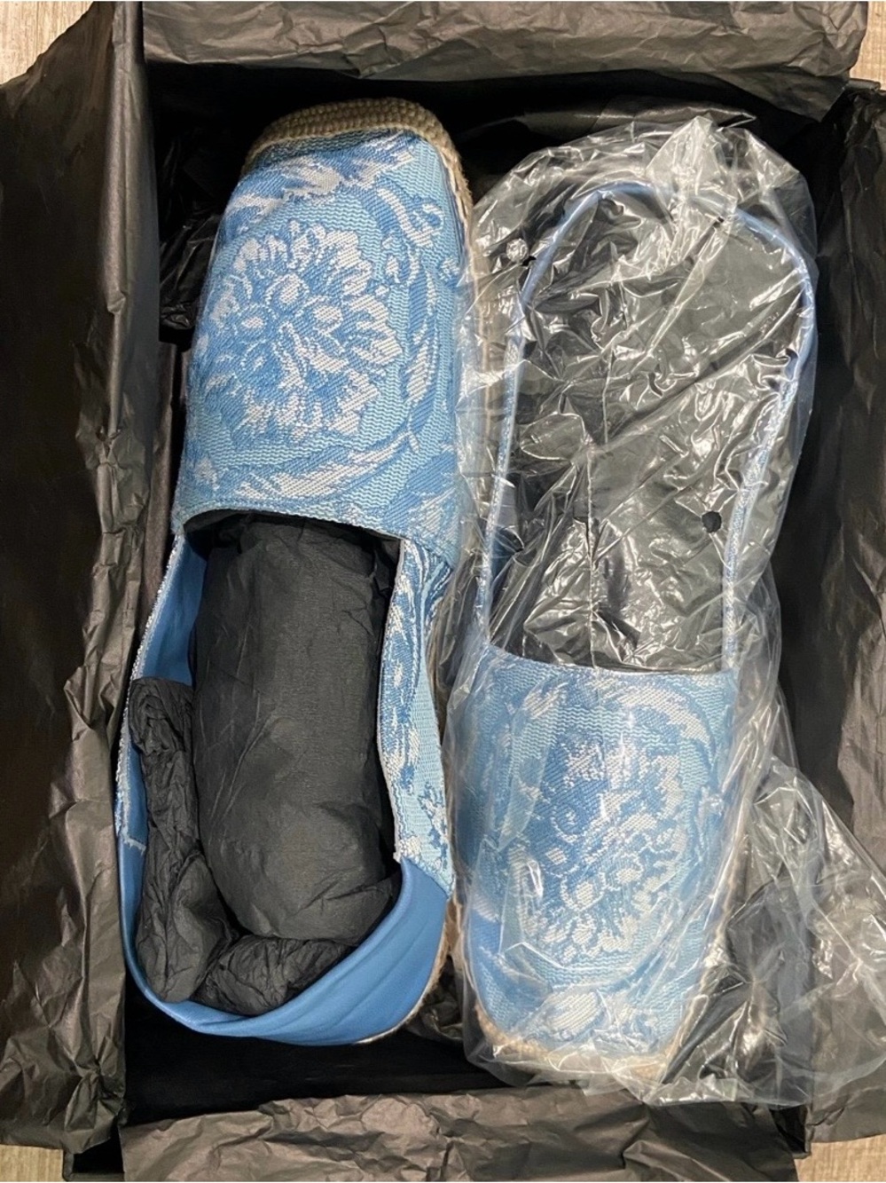BNIB Limited Edition Versace Barocco Espadrills EU 40.5 - Picture 2 of 6